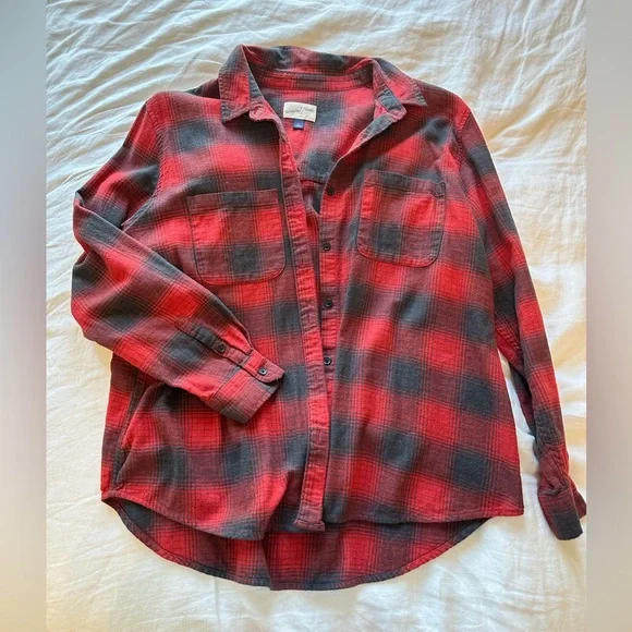 Universal Thread Tops Target Red And Black Plaid Flannel
